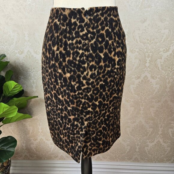 Talbots Size 6 Leopard Print Pencil Skirt Wool Blend Hidden Back Zip Office Date - Picture 4 of 10
